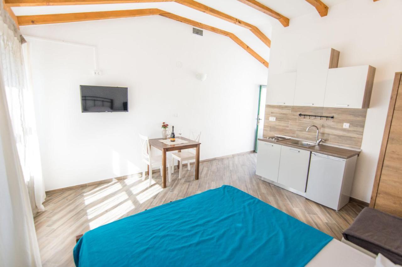 Apartments Tarragon Ugrinici Zewnętrze zdjęcie